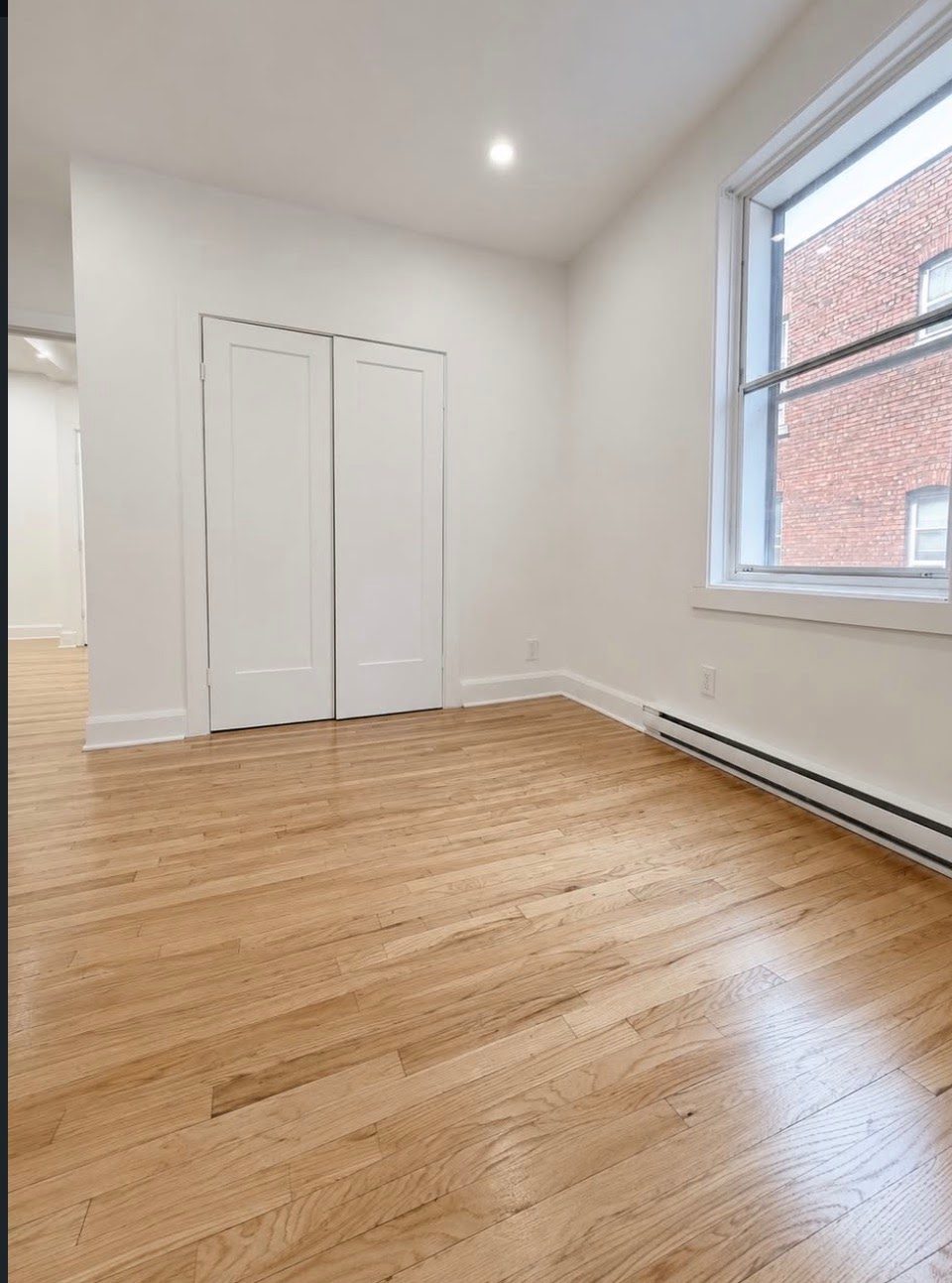 1125 Bernard, app. 7 (4½) — Photo 4