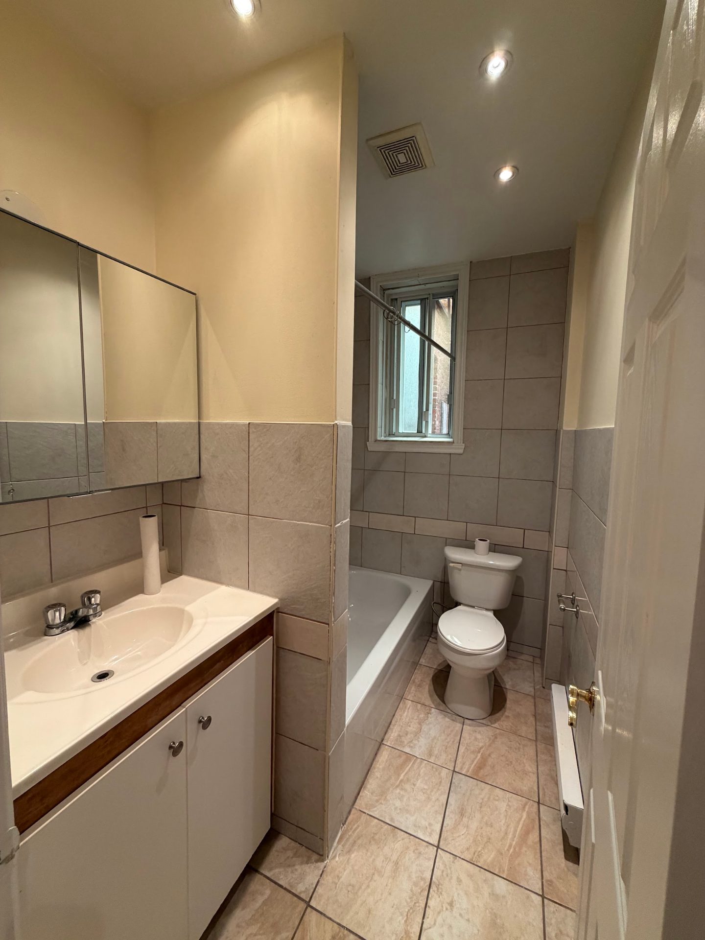 5691 avenue du Parc, app. 2 (5½) — Photo 6