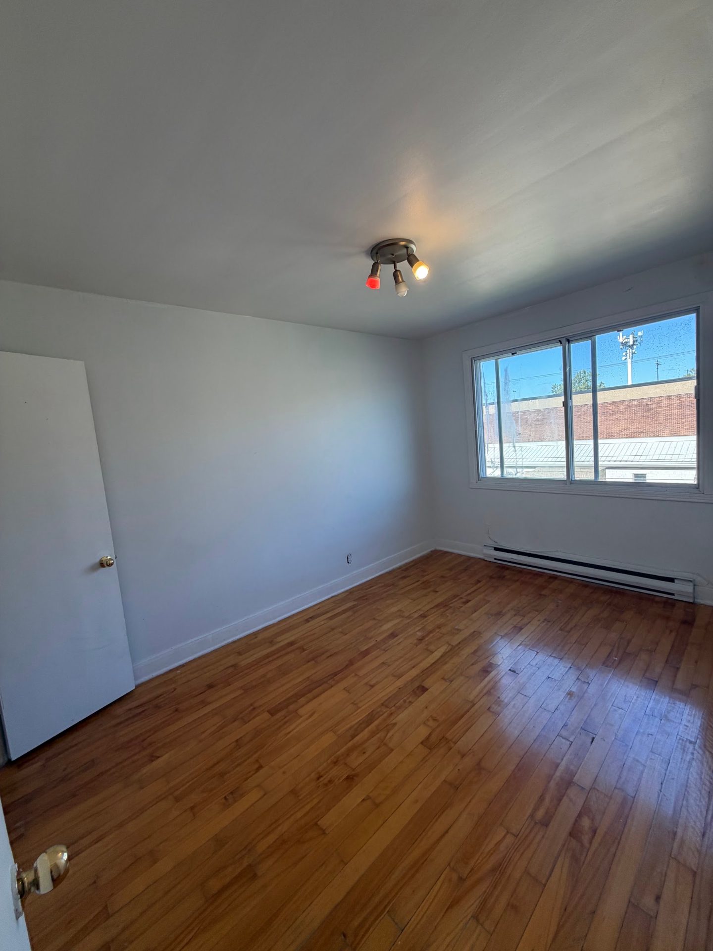 7811 Durocher, app. 7 (4½) — Photo 4