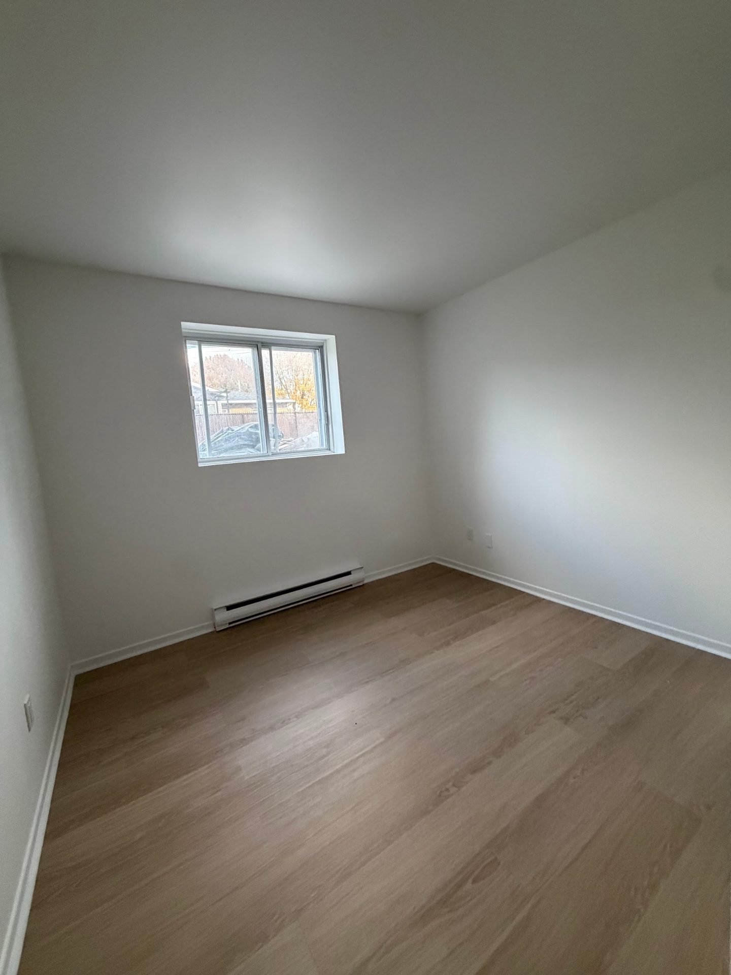 149 rue Landry, app. 2 (4½, sous-sol) — Photo 4