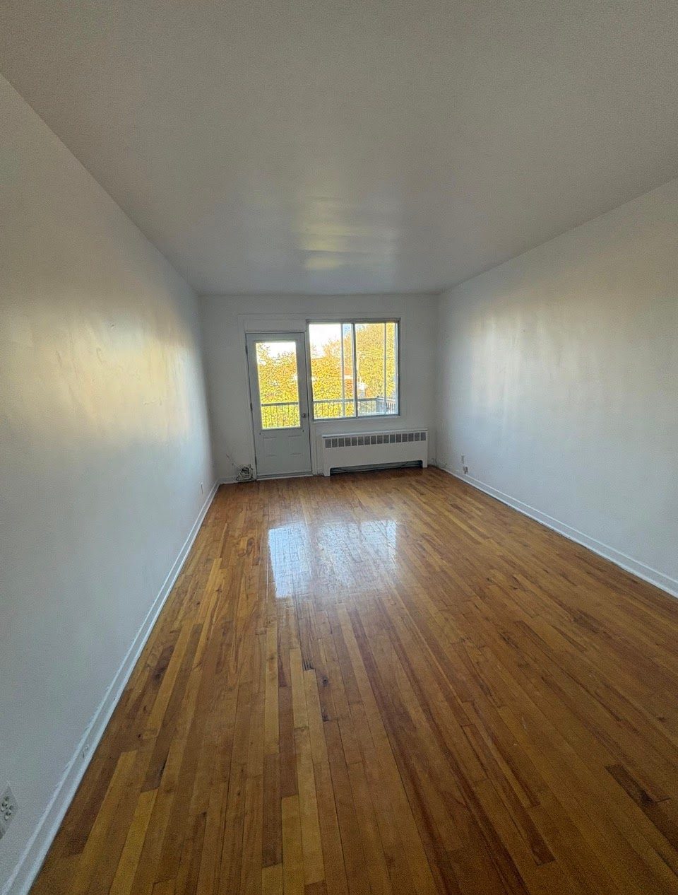 5350 Randall, app. 12 (4½) — Photo 2