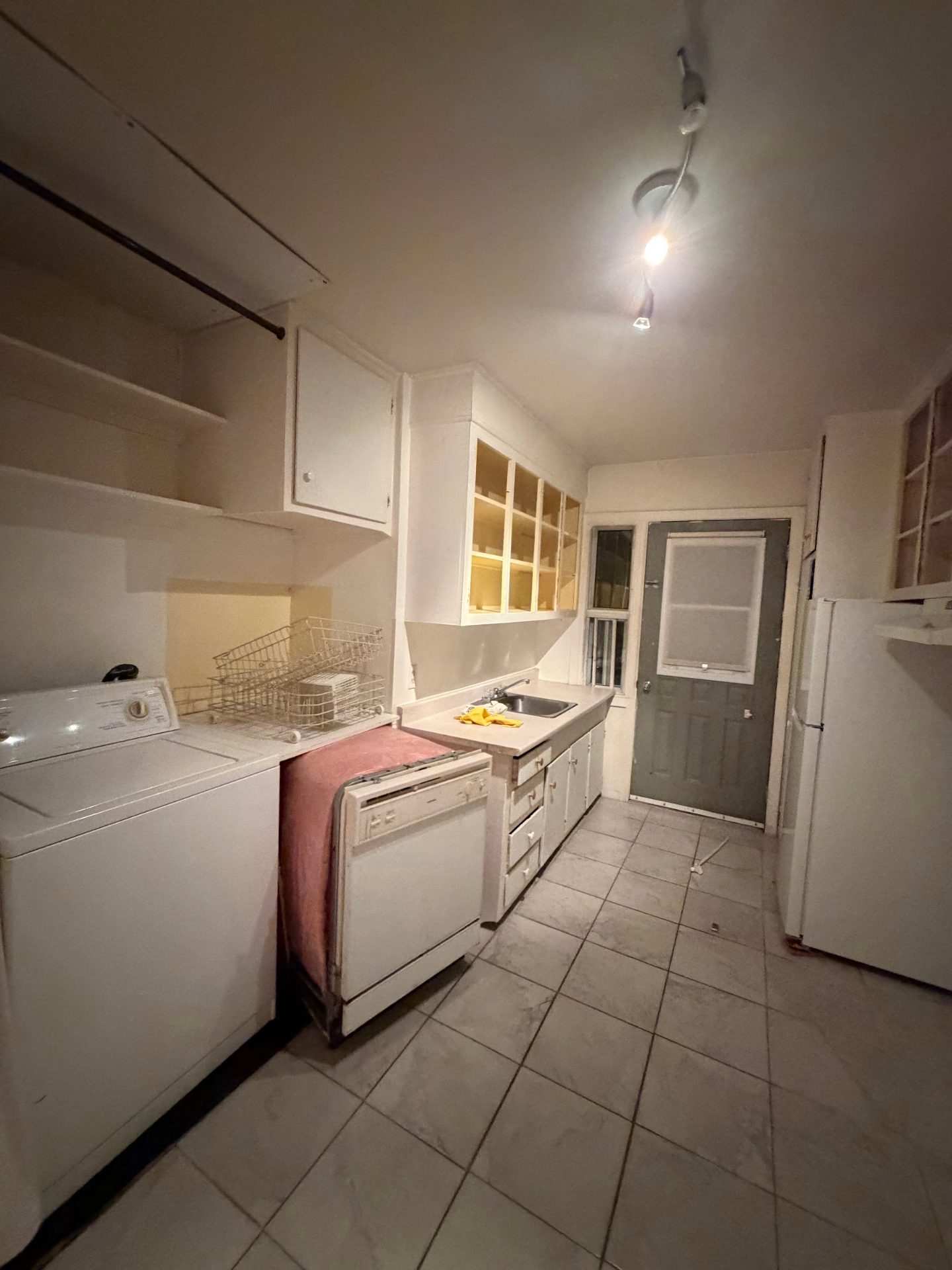 5561 Basile-Patenaude, app. 12 (4½) — Photo 1