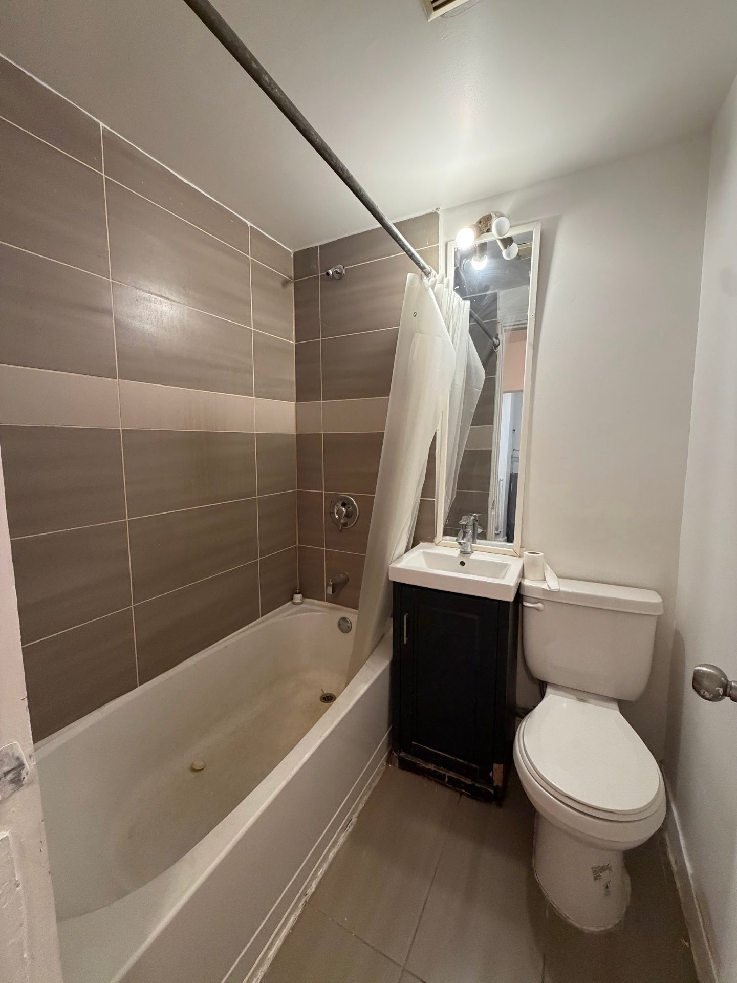 4206 Bélanger, app. 2 (3½) — Photo 4