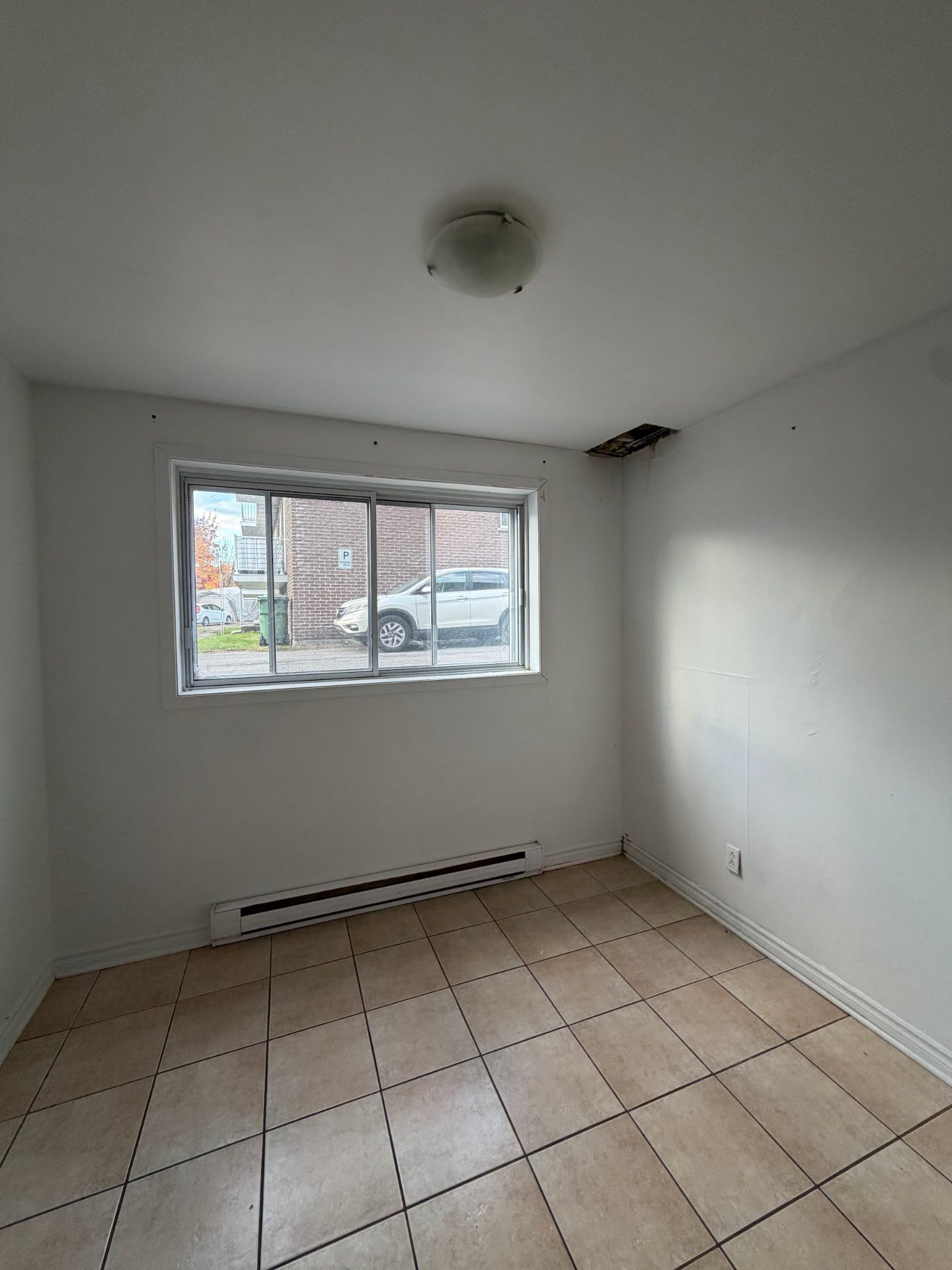 87 rue Landry, app. 2 (4½, sous-sol) — Photo 2