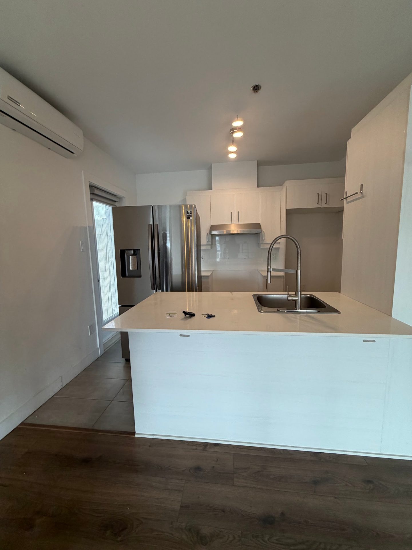 1007 montée Champagne, app. 601 (studio) — Photo 2