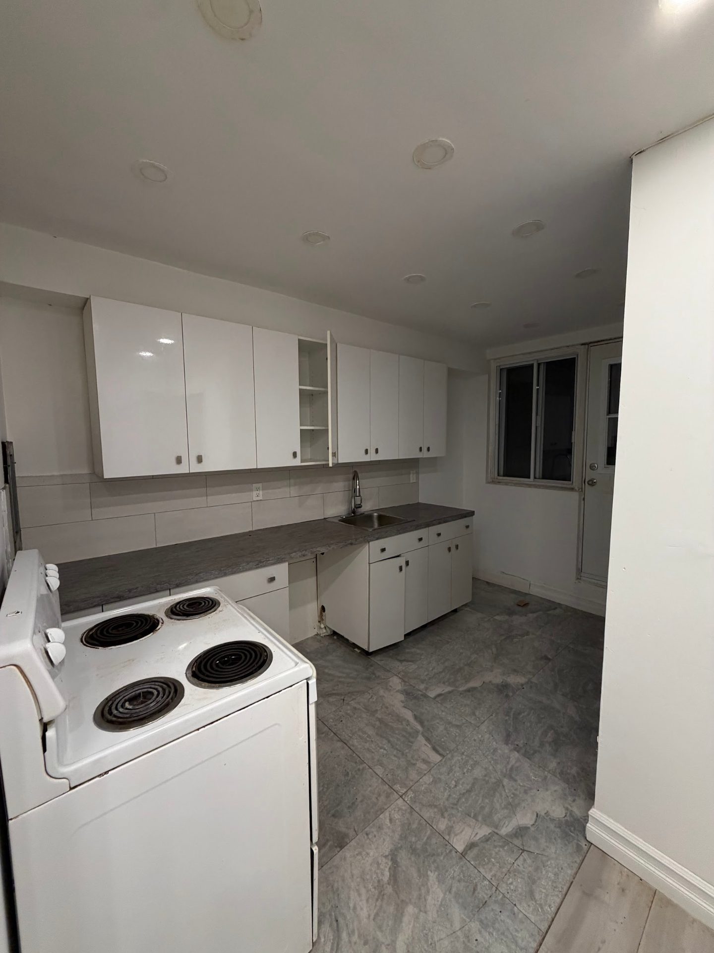6560 21e Avenue, app. 2 (4½) — Photo 1
