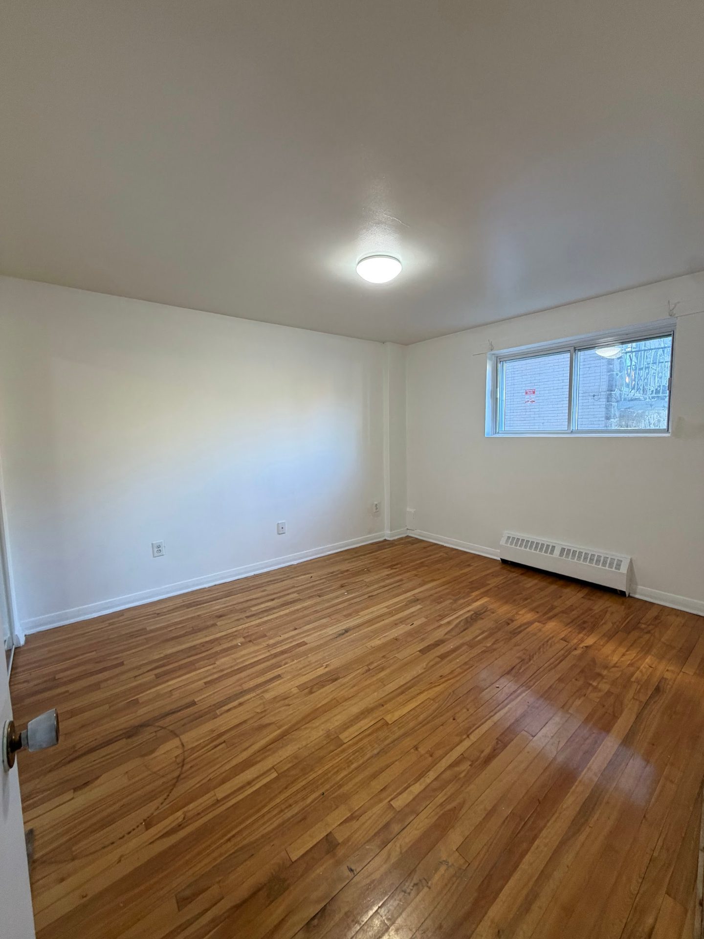 4675 Léger, app. 4 (4½, sous-sol) — Photo 3
