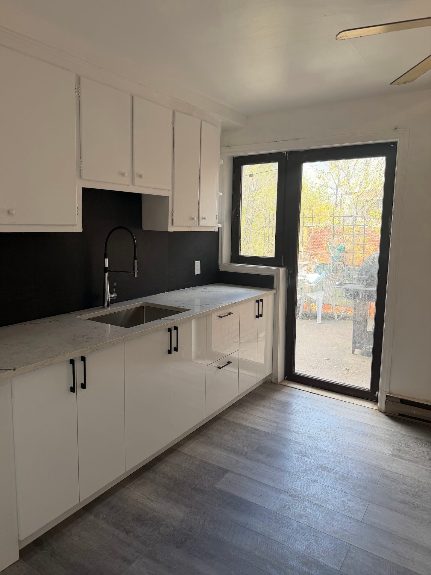 4206 Bélanger, app. 8 (3½) — Photo 2